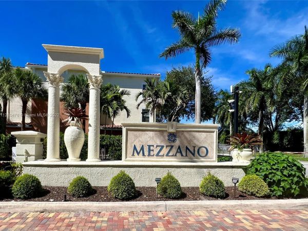 9887 Baywinds Drive, Unit 4305, West Palm Beach, FL 33411