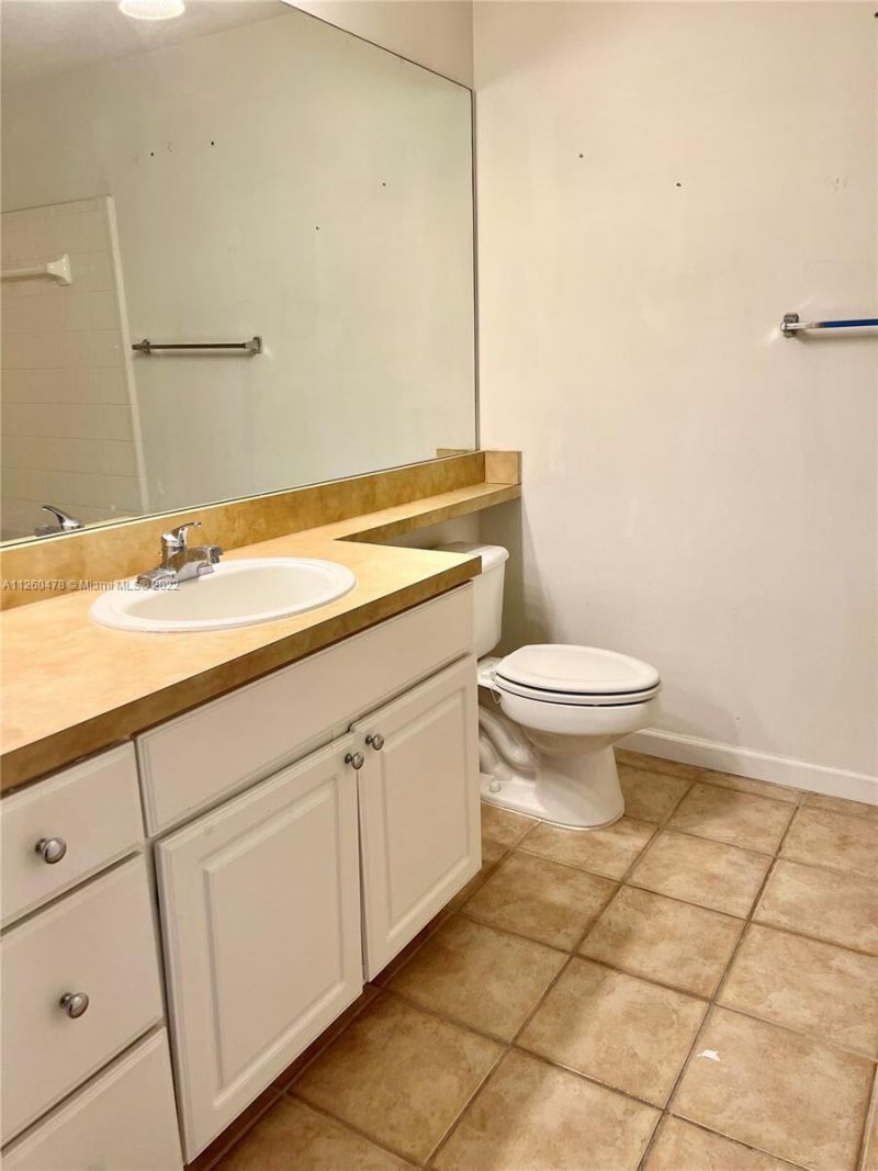 9887 Baywinds Drive, Unit 4305, West Palm Beach, FL 33411 Photo