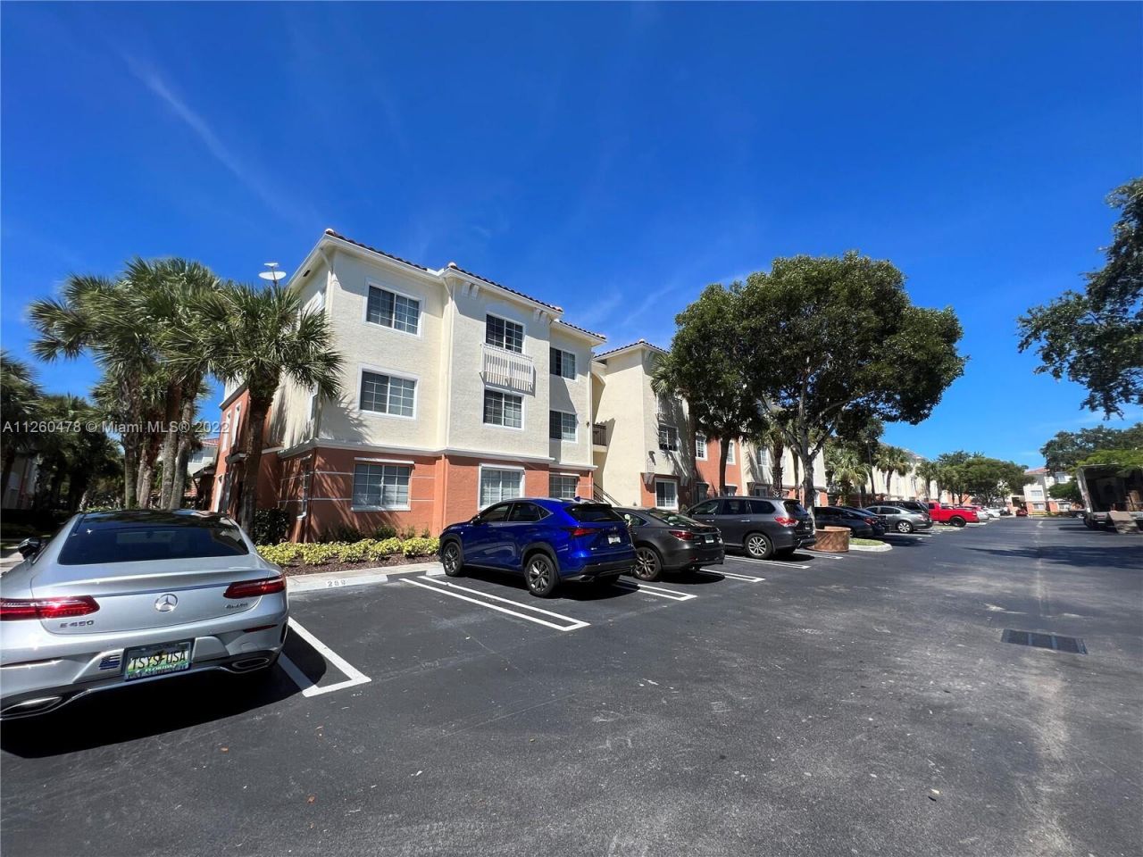 9887 Baywinds Drive, Unit 4305, West Palm Beach, FL 33411 Photo