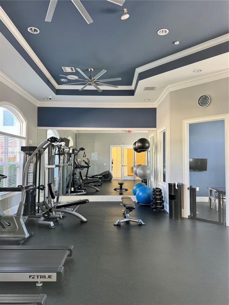 9887 Baywinds Drive, Unit 4305, West Palm Beach, FL 33411 Photo