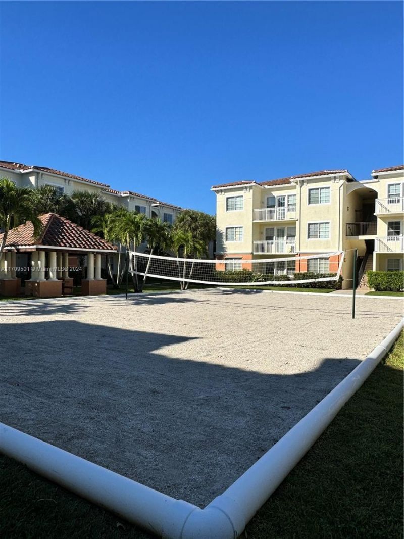 9887 Baywinds Drive, Unit 4305, West Palm Beach, FL 33411 Photo