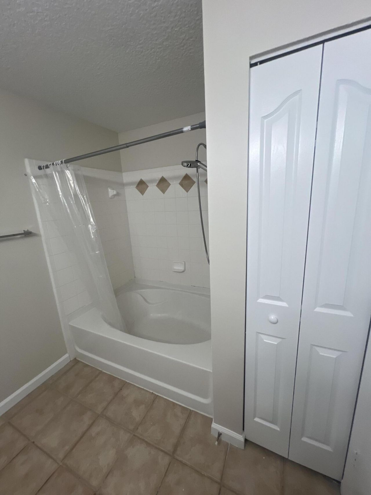 9887 Baywinds Drive, Unit 4305, West Palm Beach, FL 33411 Photo