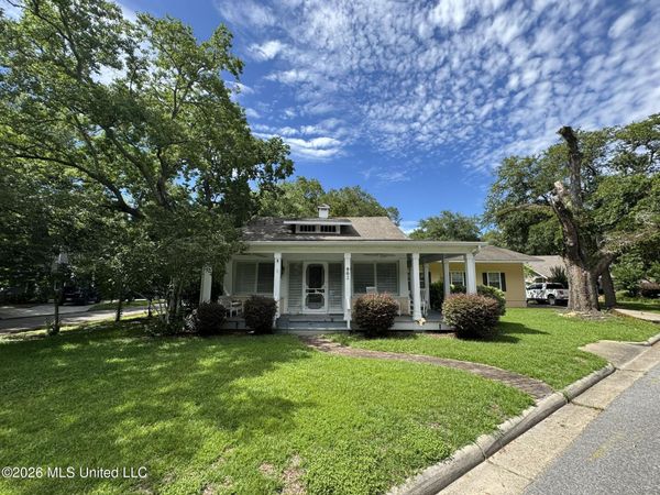 903 Columbus Drive, Pascagoula, MS 39567