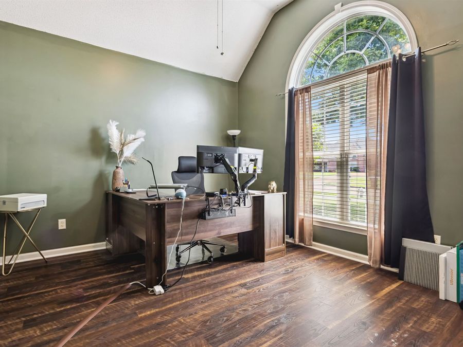Property Image 6