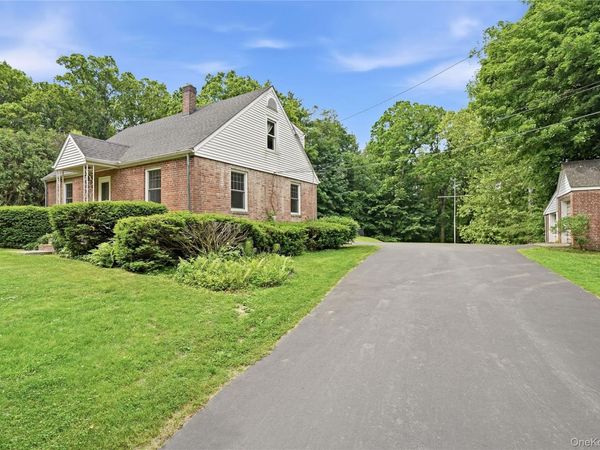 28 Kent Road , Wappingers Falls, NY 12590