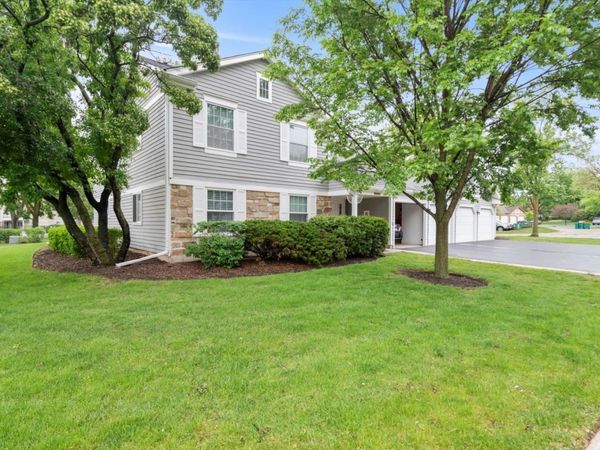 251 Appletree Court , Unit Z1, Buffalo Grove, IL 60089