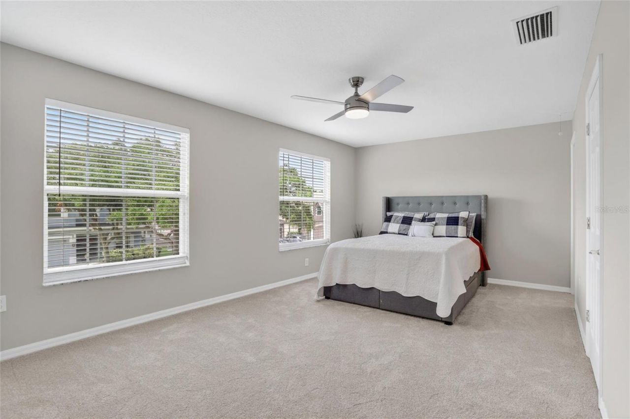 8821 N River Road, Tampa, FL 33635 Photo
