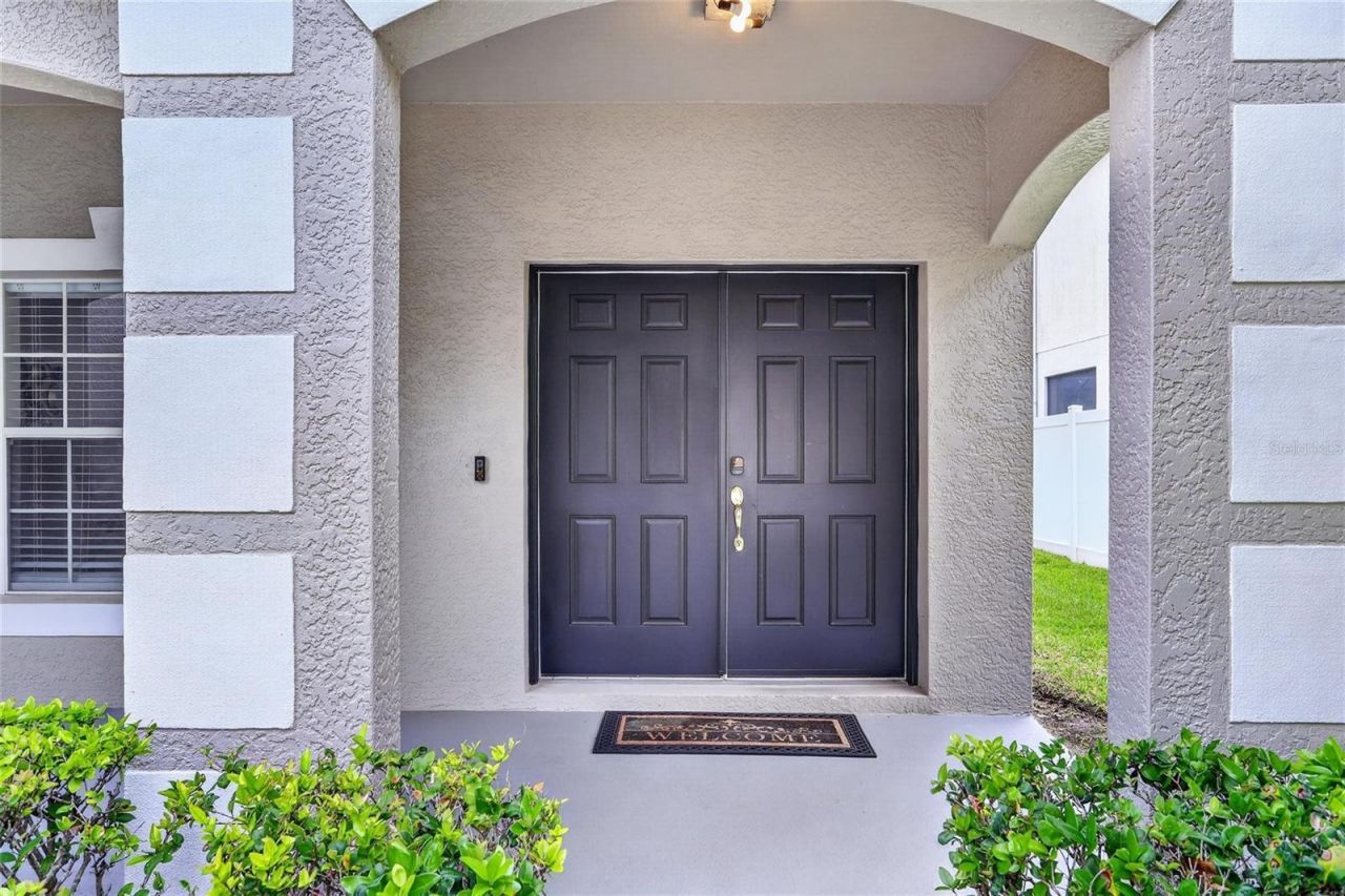 8821 N River Road, Tampa, FL 33635 Photo