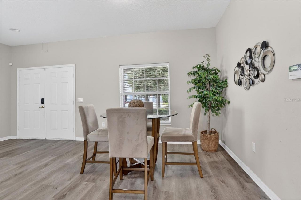 8821 N River Road, Tampa, FL 33635 Photo
