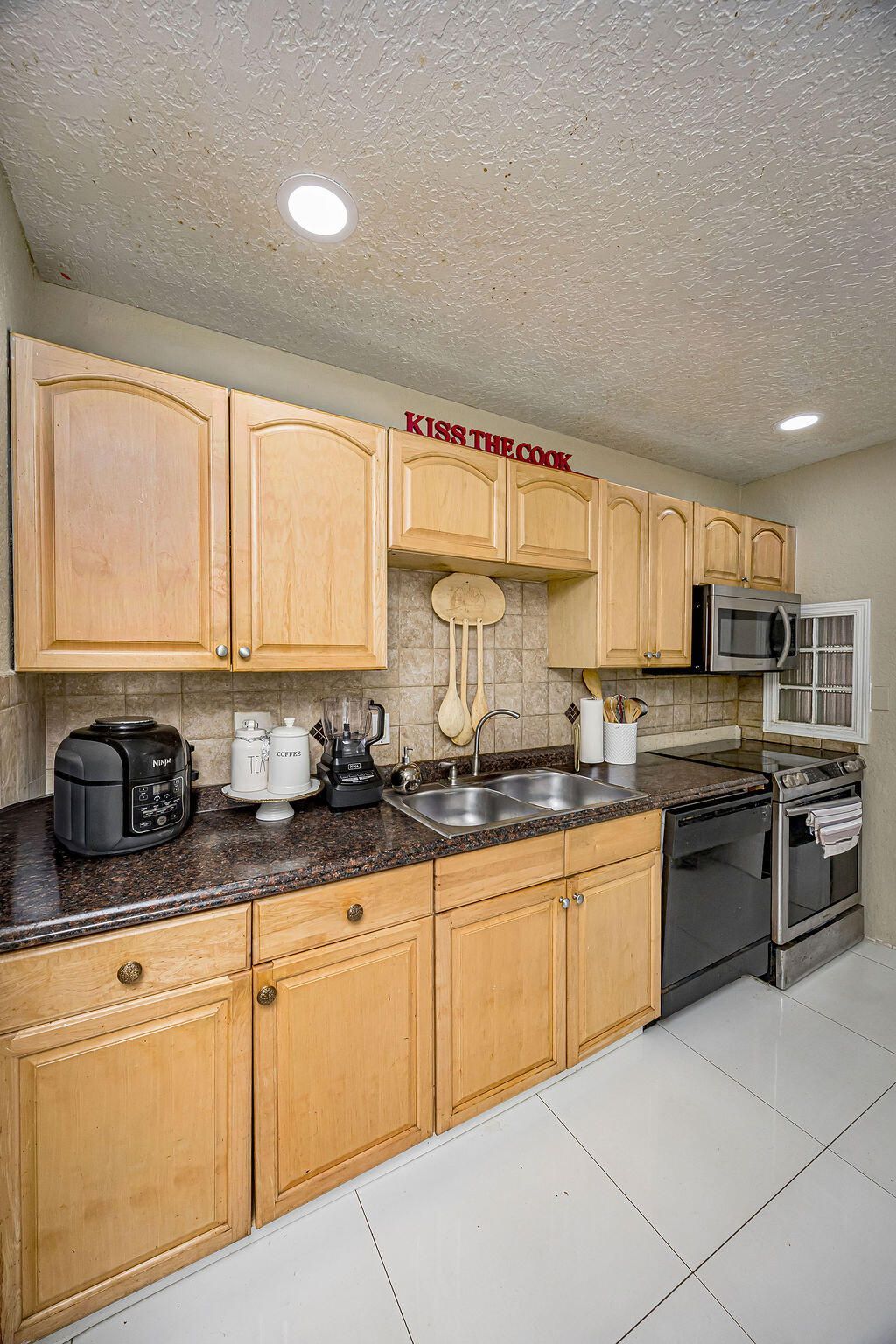 2333 Wabasso Drive, West Palm Beach, FL 33409 Photo