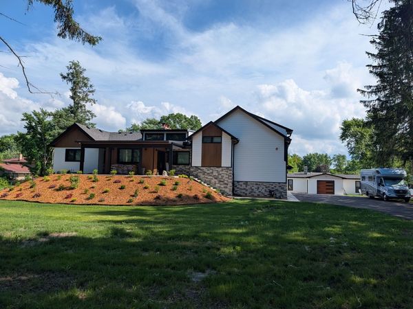675 W Gilbert Road , Palatine, IL 60067