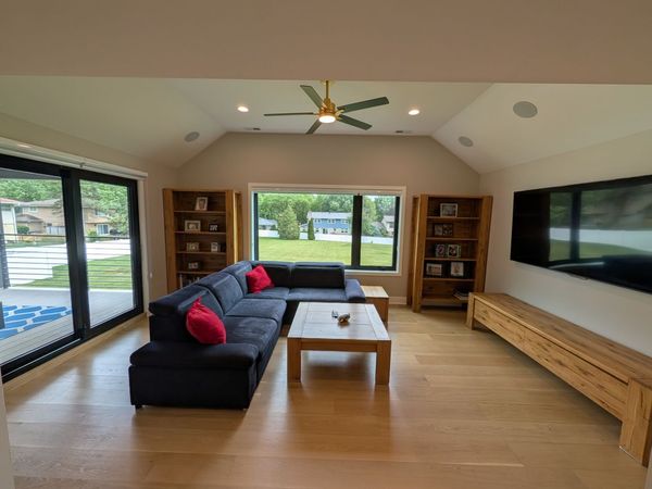 675 W Gilbert Road, Palatine, IL 60067