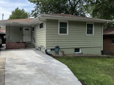 7041 Holdrege Street, Lincoln, NE 68505