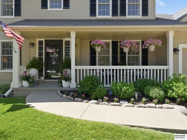 6734 S 163rd Street, Omaha, NE 68135