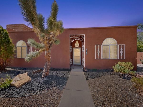 7728 Redwood Drive NW, Albuquerque, NM 87120