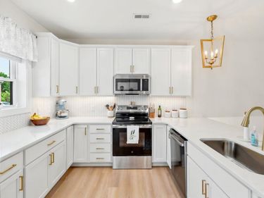 556 Leesville Rd, Lynchburg, VA 24502