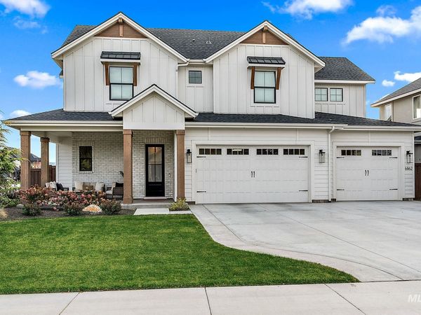 6862 N Willowside Ave, Meridian, ID 83646