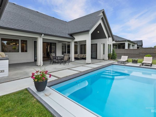 2520 N Annadale Ave, Eagle, ID 83616