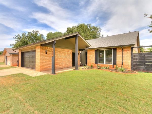 2401 Appleway Street, Edmond, OK 73013