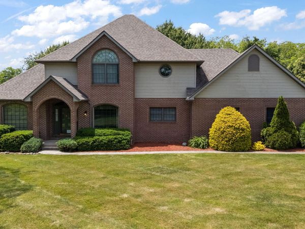 84 N 500 W, Valparaiso, IN 46385