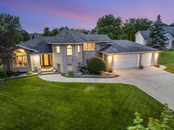9102 Maplewood Street , St. John, IN 46373