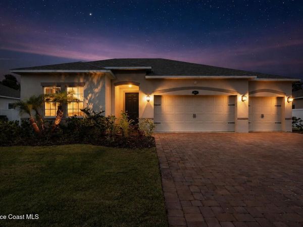 4690 Hebron Drive , Merritt Island, FL 32953