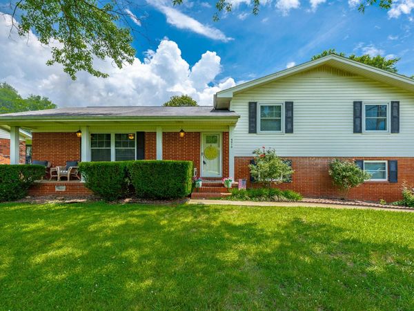 4818 Camellia Avenue NW, Cleveland, TN 37312