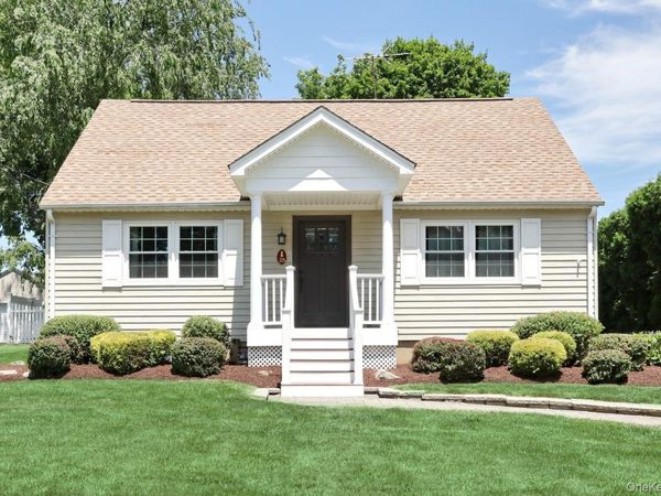 25 Amory Avenue , Pearl River, NY 10965