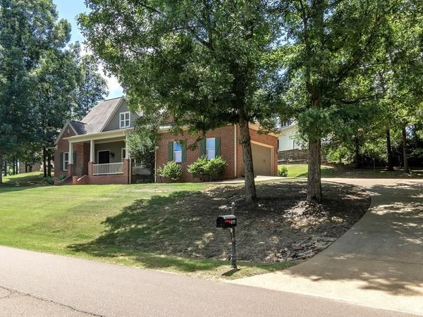 6111 Canvasback, Oxford, MS 38655