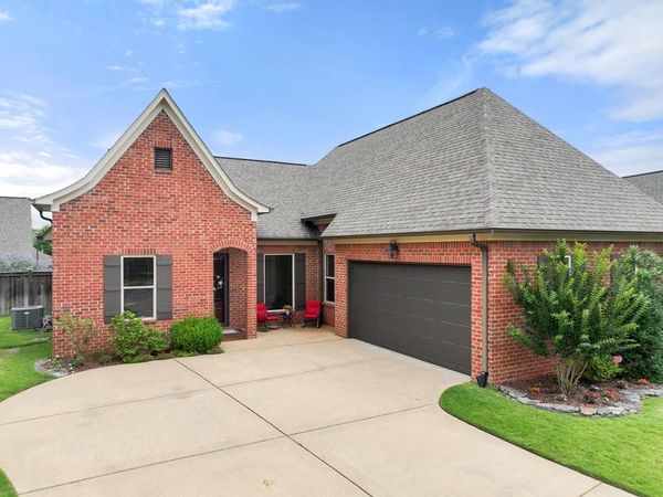 349 Windsor Drive N., Oxford, MS 38655