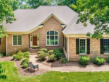 3225 PRESTWICK PL, Keswick, VA 22947