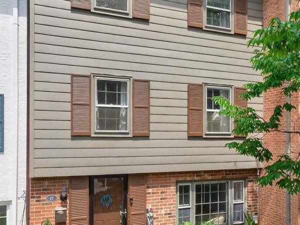 15 GEORGETOWN GREEN, Charlottesville, VA 22901
