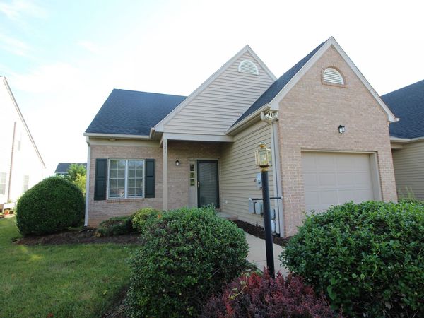 121 BRYANT DR, Waynesboro, VA 22980