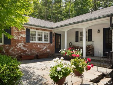 33 Wells Hill, Salisbury, CT 06039
