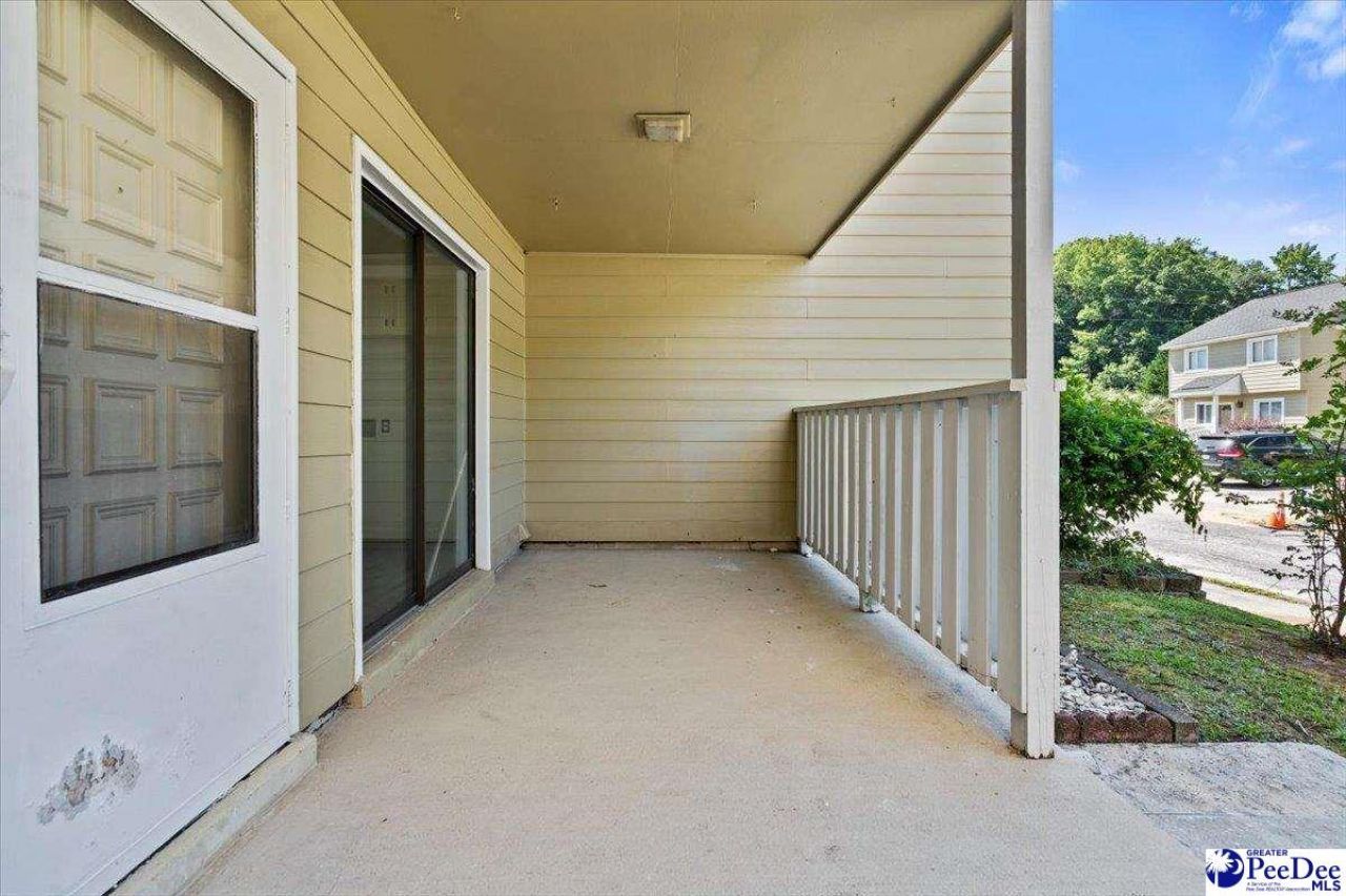 700 S Cashua Apt 10b Photo 11