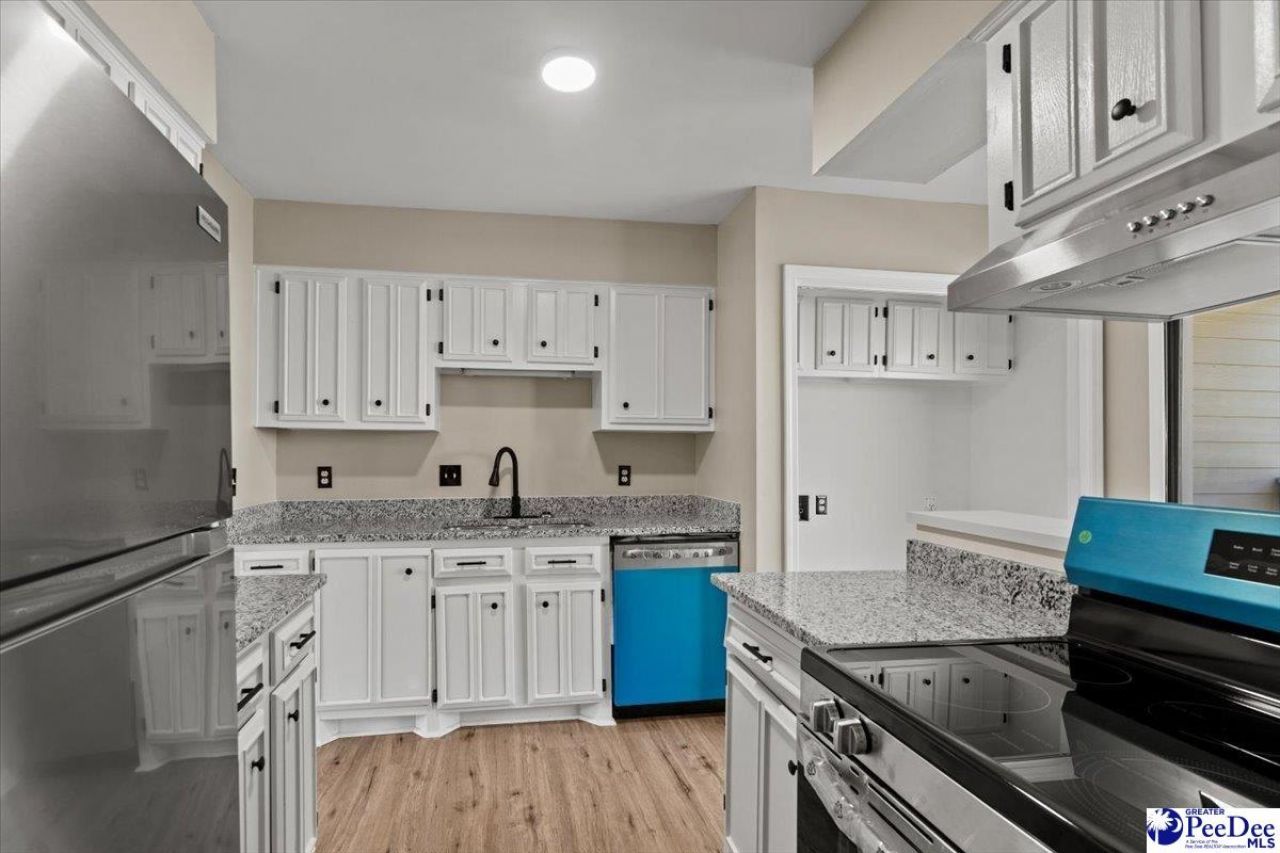 700 S Cashua Apt 10b Photo 15