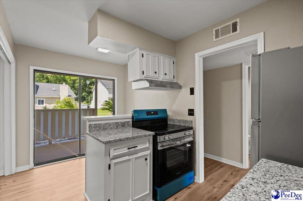 700 S Cashua Apt 10b Photo 19