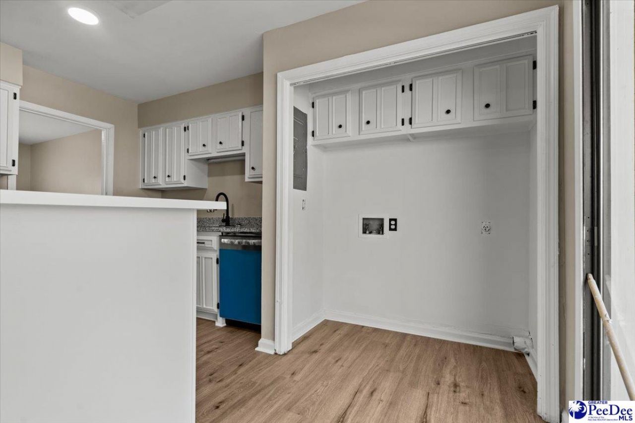 700 S Cashua Apt 10b Photo 21