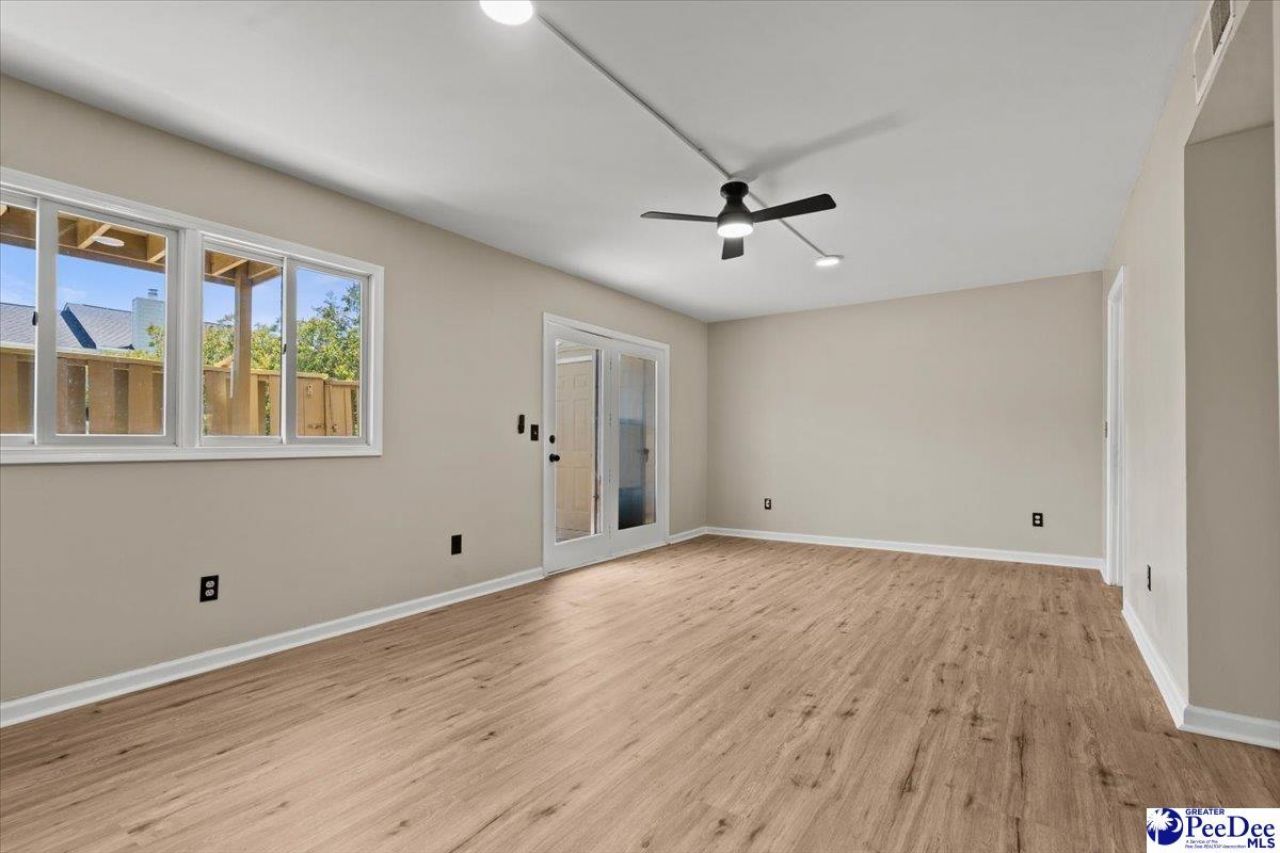700 S Cashua Apt 10b Photo 25