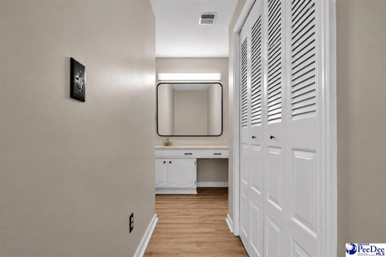 700 S Cashua Apt 10b Photo 39