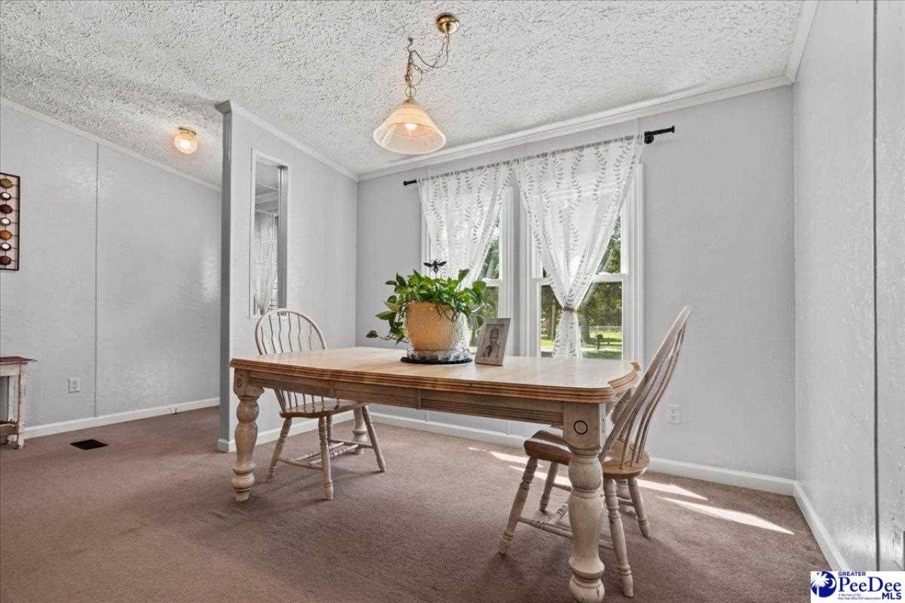 1664 Winding Pond Road Photo 9