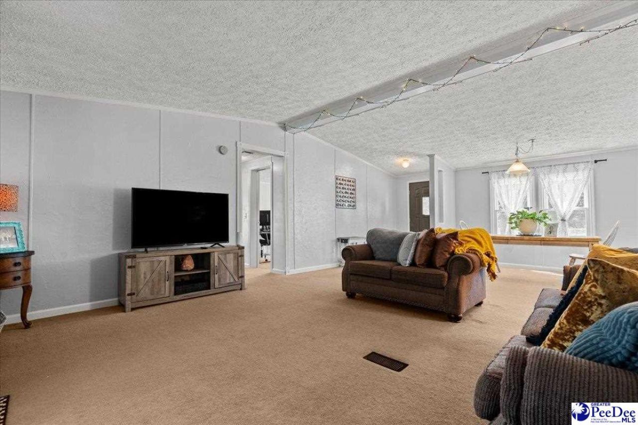 1664 Winding Pond Road Photo 13
