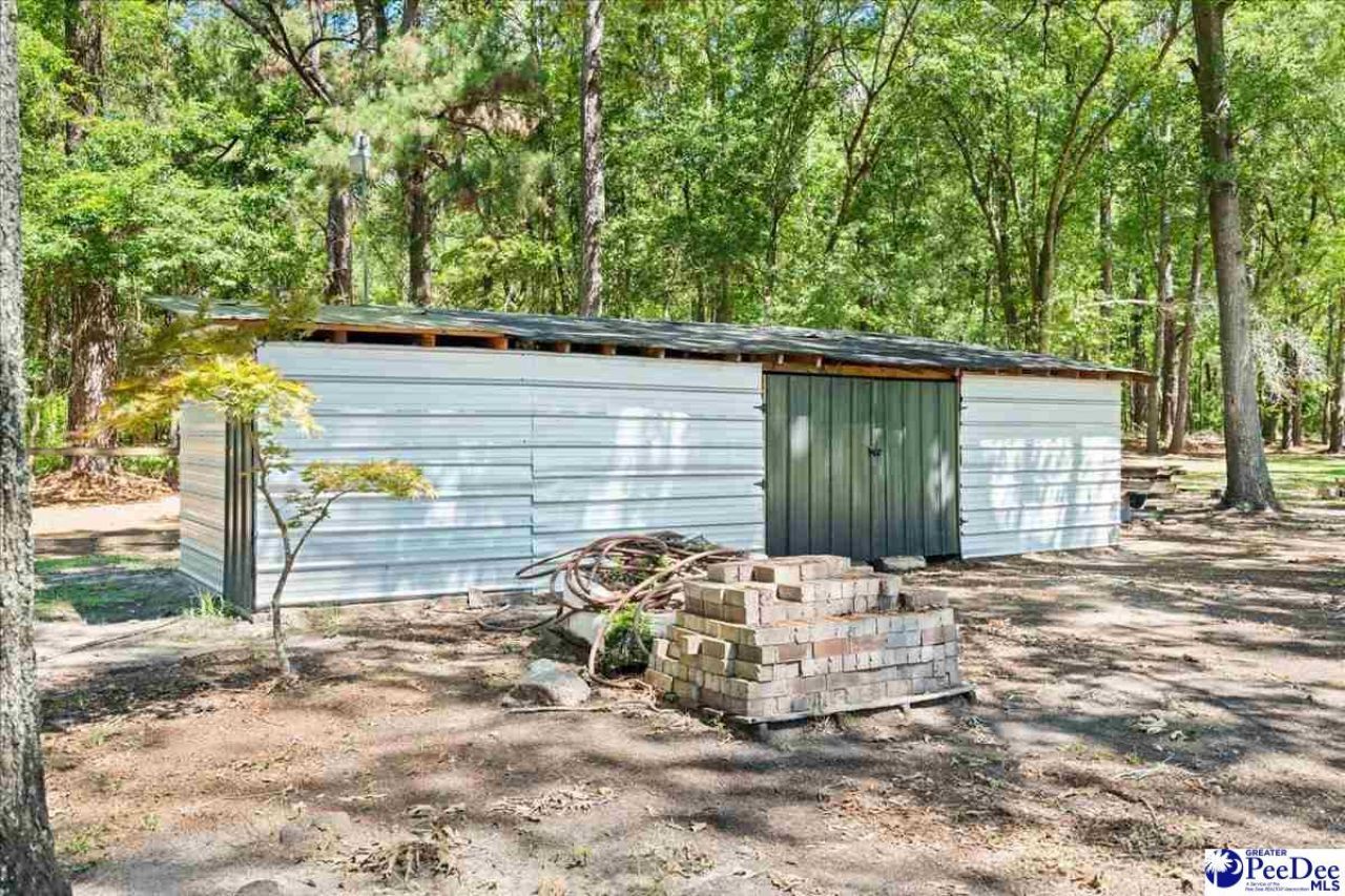 1664 Winding Pond Road Photo 42