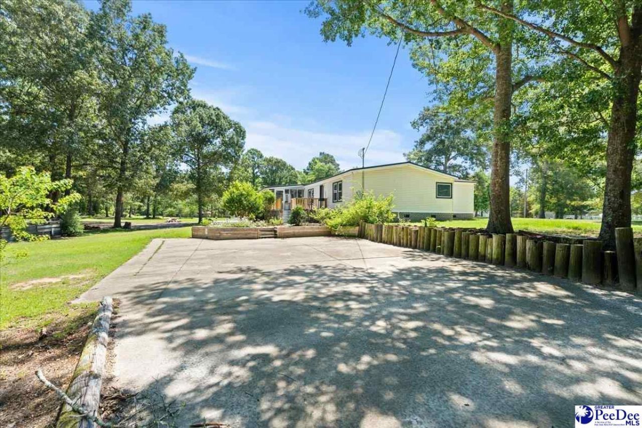 1664 Winding Pond Road Photo 49