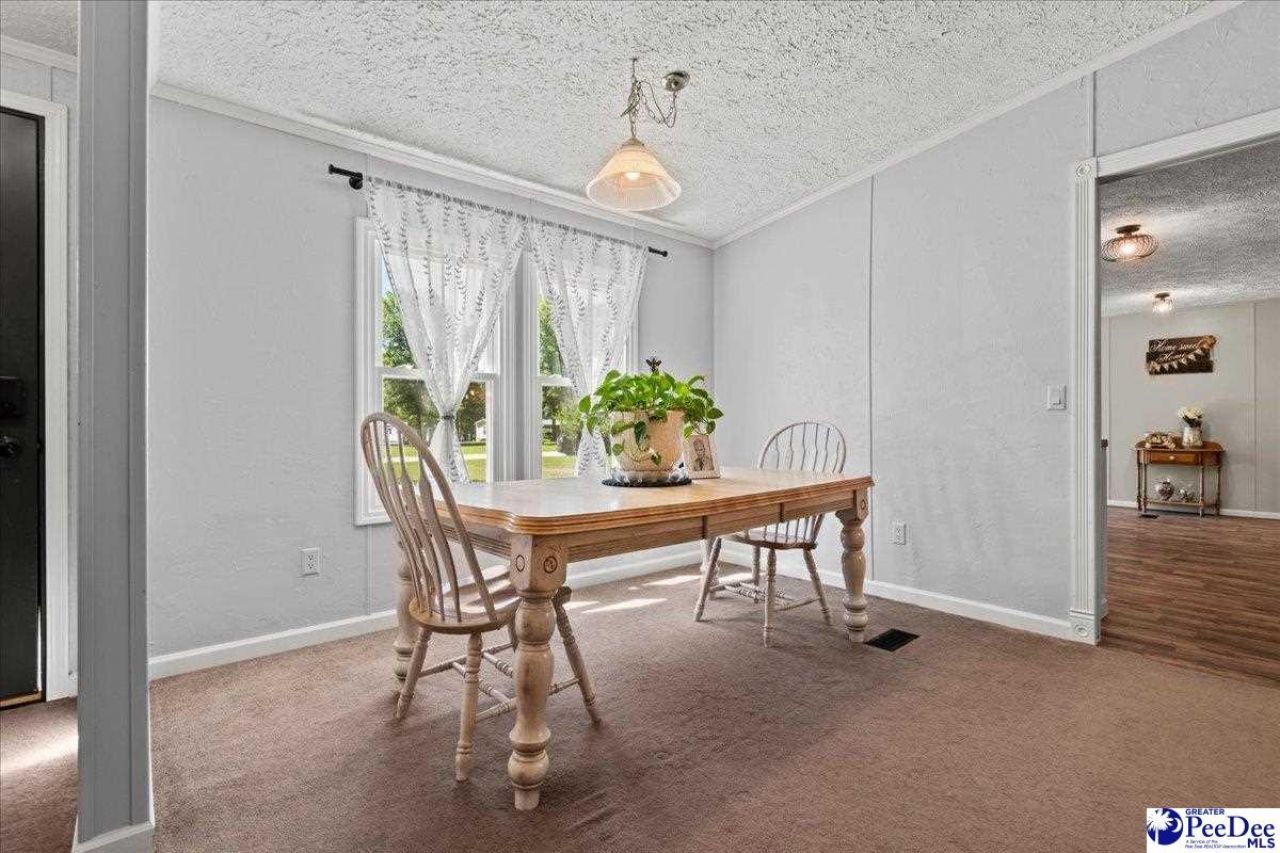 1664 Winding Pond Road Photo 8