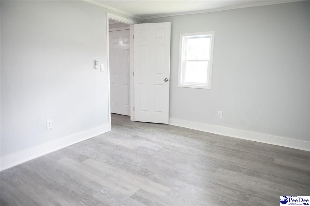 142 W Laurens Ave Photo 17