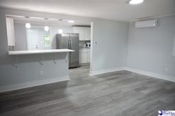 142 W Laurens Ave photo 4