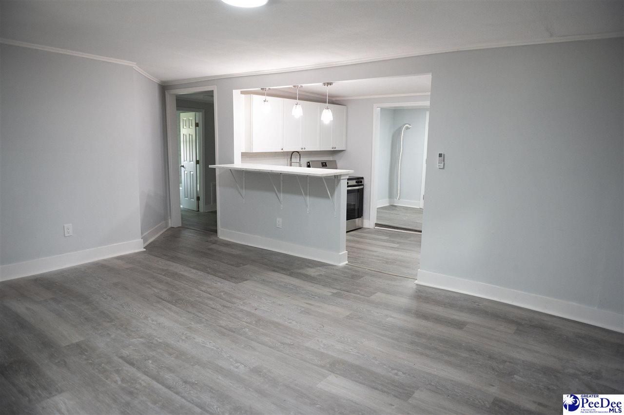 142 W Laurens Ave Photo 5