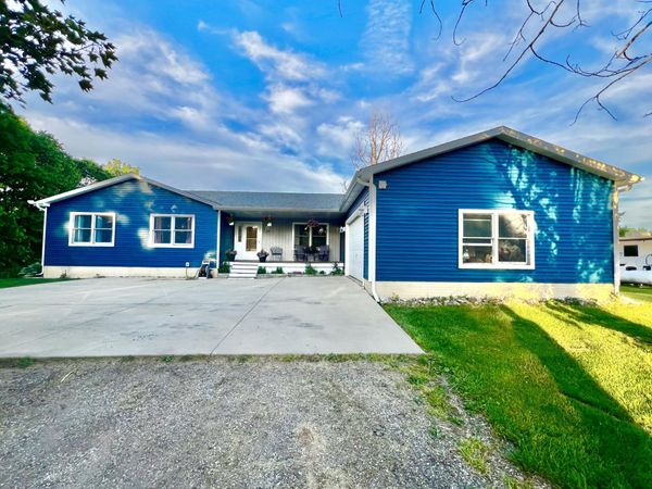 4491 Waldron Road, North Adams, MI 49262