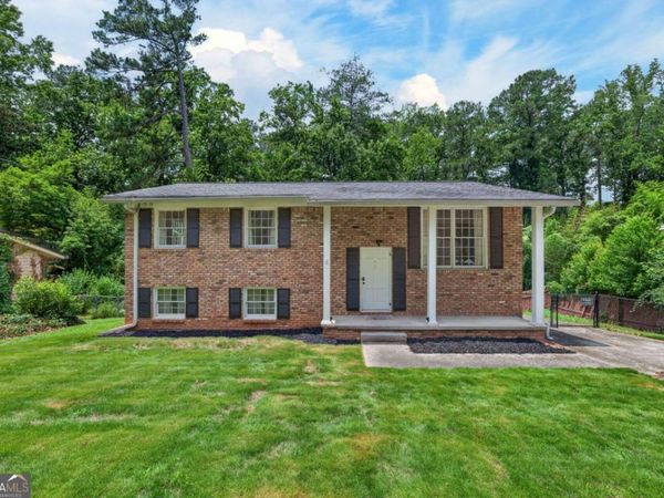 2648 Bent Hickory Drive SE, Smyrna, GA 30082